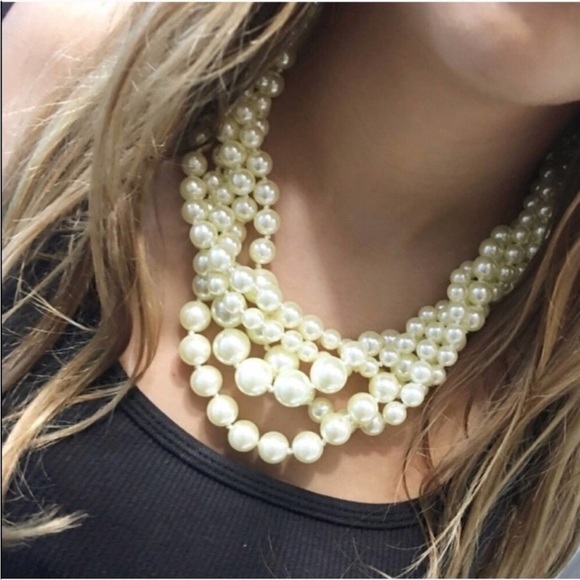 J. Crew Twisted Pearl Hammock Necklace - Picture 1 of 5